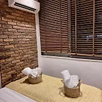 Apartment Ladadikathess