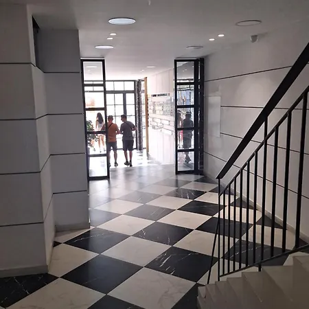 Ladadikathess Appartement *